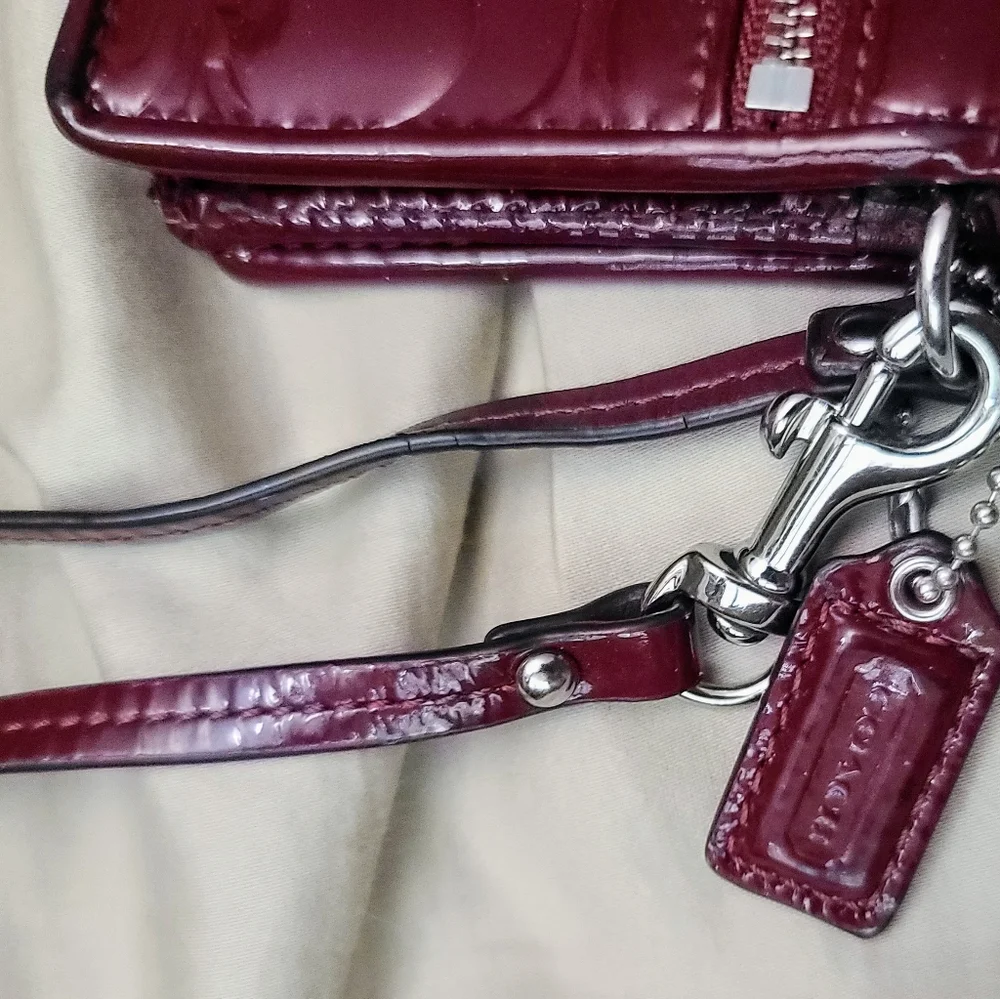 Coach Women's Embossed Leather Wallet - Metlot - Picture 4 of 7